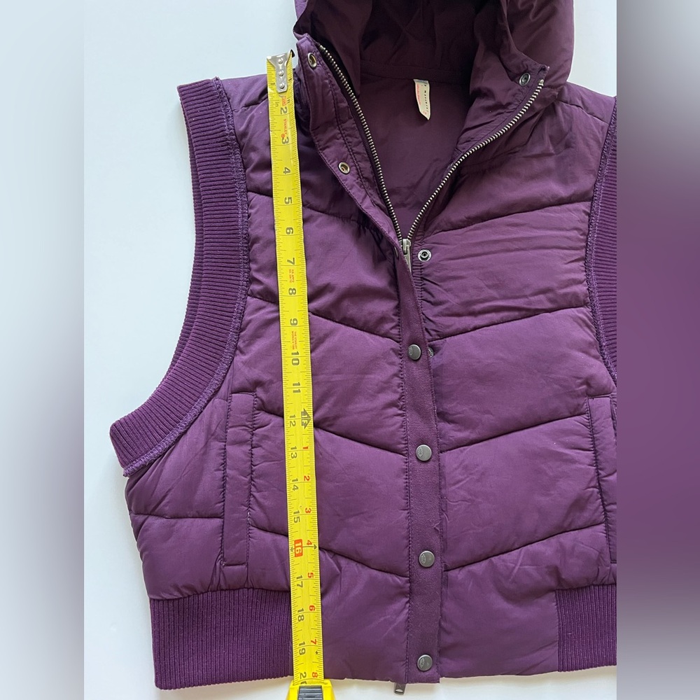 FP Movement by Free People Nature Seeker Puffer Vest -Size S - Picture 5 of 13